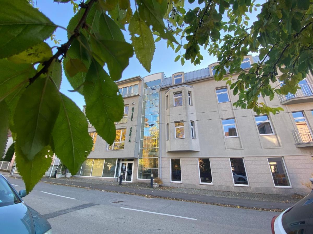 Hotel Adria Nova Dubnica Экстерьер фото